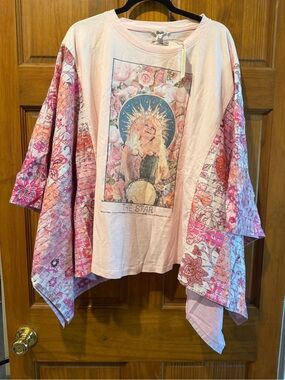 NWT! Blue Velvet Boho Pink Graphic Dolly Parton Tunic Floral Patchwork Sleeves